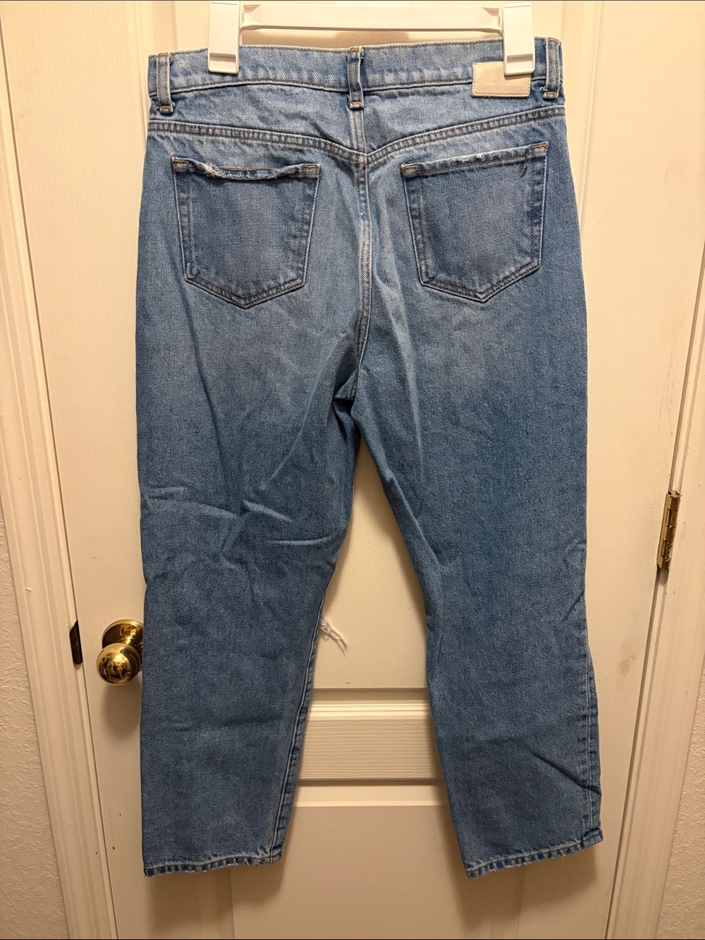 Current/Elliott The Boyfriend Distressed High-rise Jeans in Cloudburst - Picture 3 of 7
